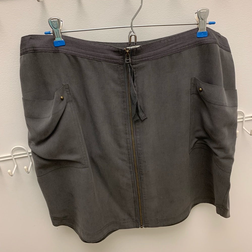 Banana Republic Silk Skirt